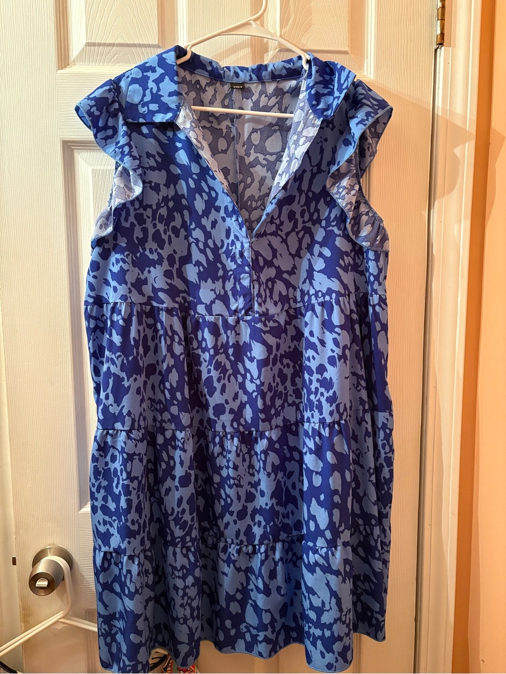 SHEIN Blue Print Ruffle Sleeve Tiered Dress